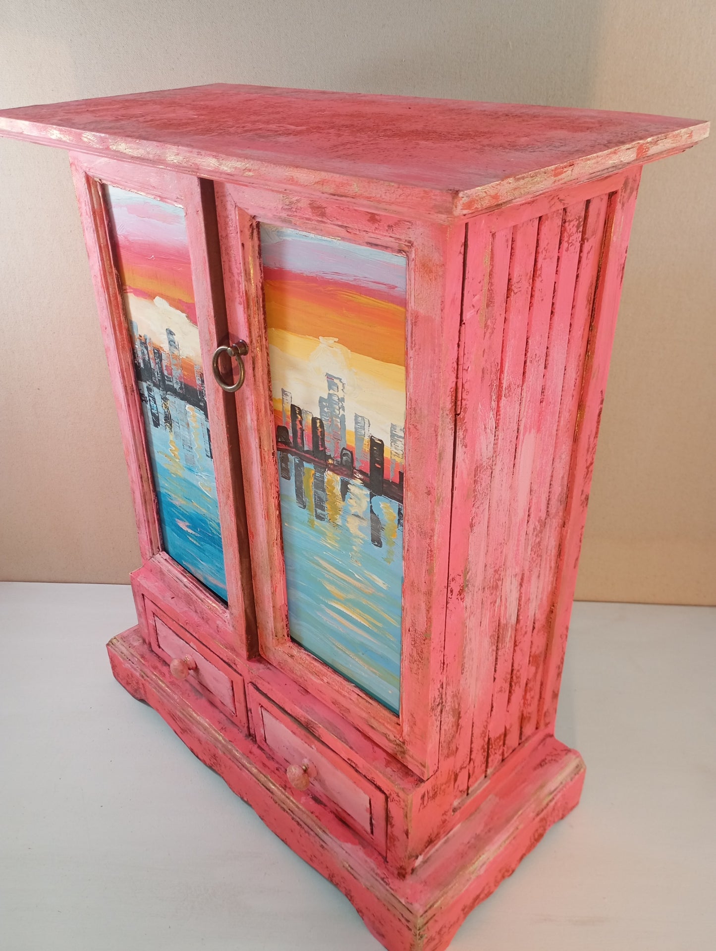 Wooden Drawer Cabinet Hand-Painted Cabinet with Cityscape Design Wooden Drawer Cabinet Art Cabinet, Vintage Style Cabinet ตู้เก็บของเพ้นท์มือ ลายเมืองสะท้อนน้ำ