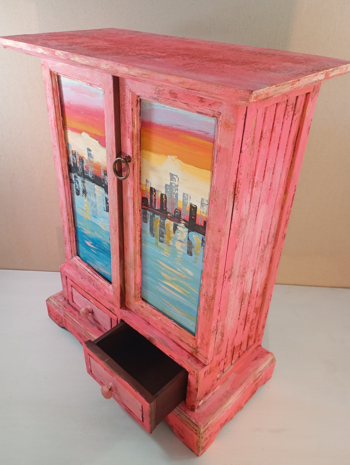 Wooden Drawer Cabinet Hand-Painted Cabinet with Cityscape Design Wooden Drawer Cabinet Art Cabinet, Vintage Style Cabinet ตู้เก็บของเพ้นท์มือ ลายเมืองสะท้อนน้ำ