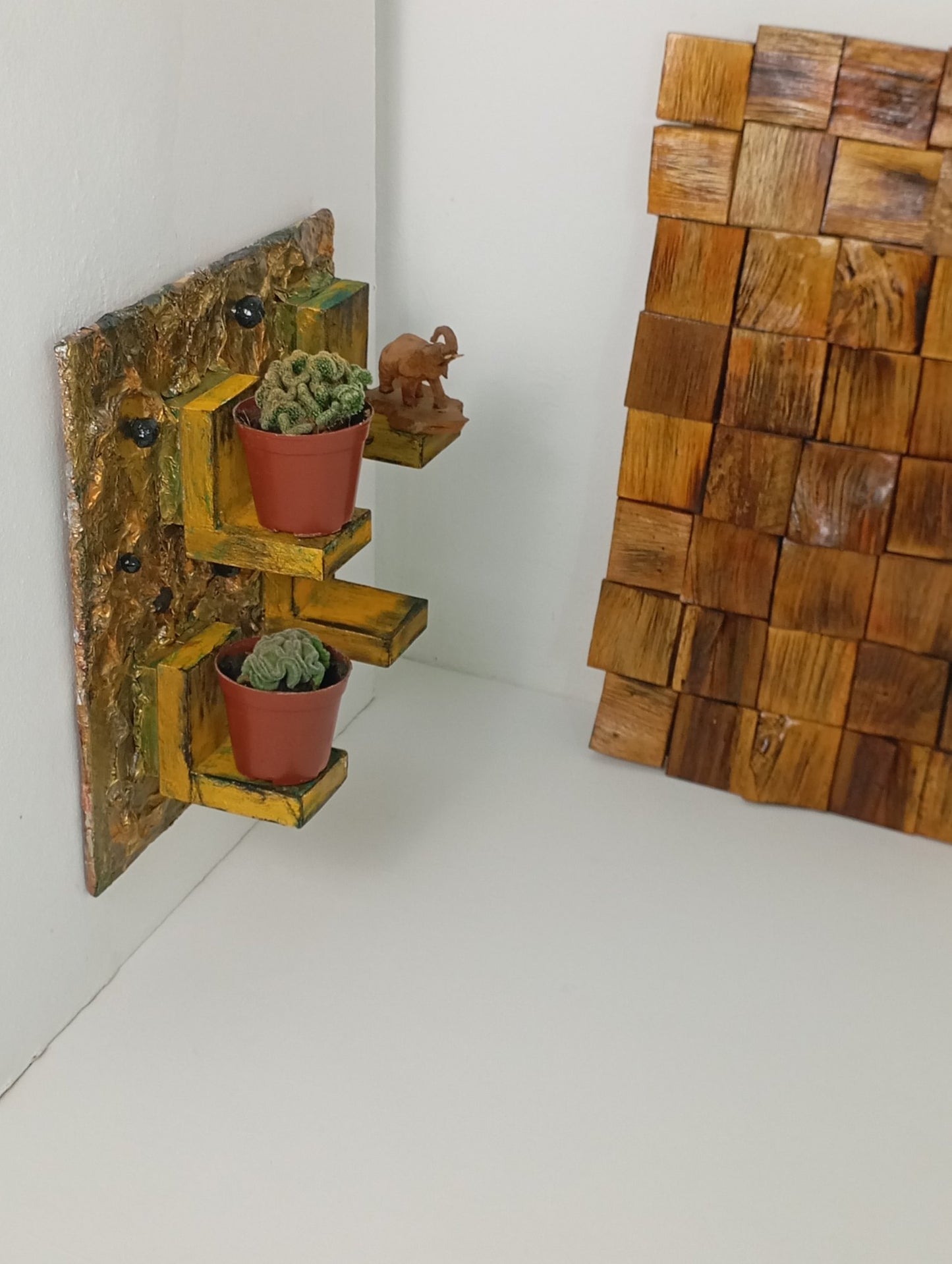 Shelf Art "Golden Sky" ชั้นวางงานศิลปะ "ท้องฟ้าสีทอง"