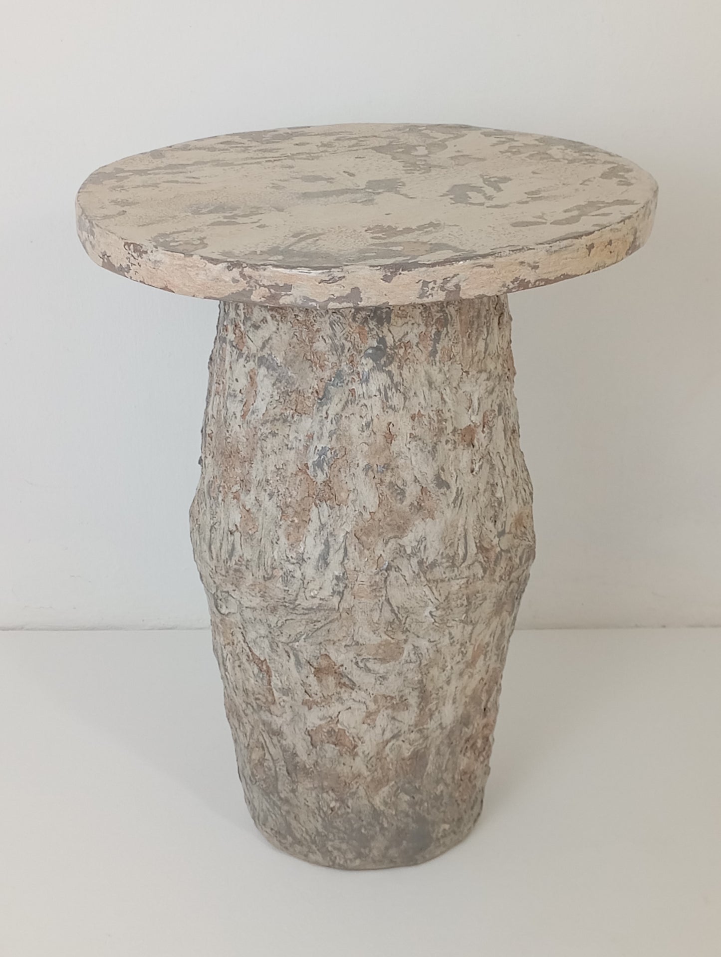 Coffee Table Wabi-Sabi Style Interior Coffee Table โต๊ะกาแฟสไตล์วาบิ-ซาบิ สำหรับตกแต่งภายใน