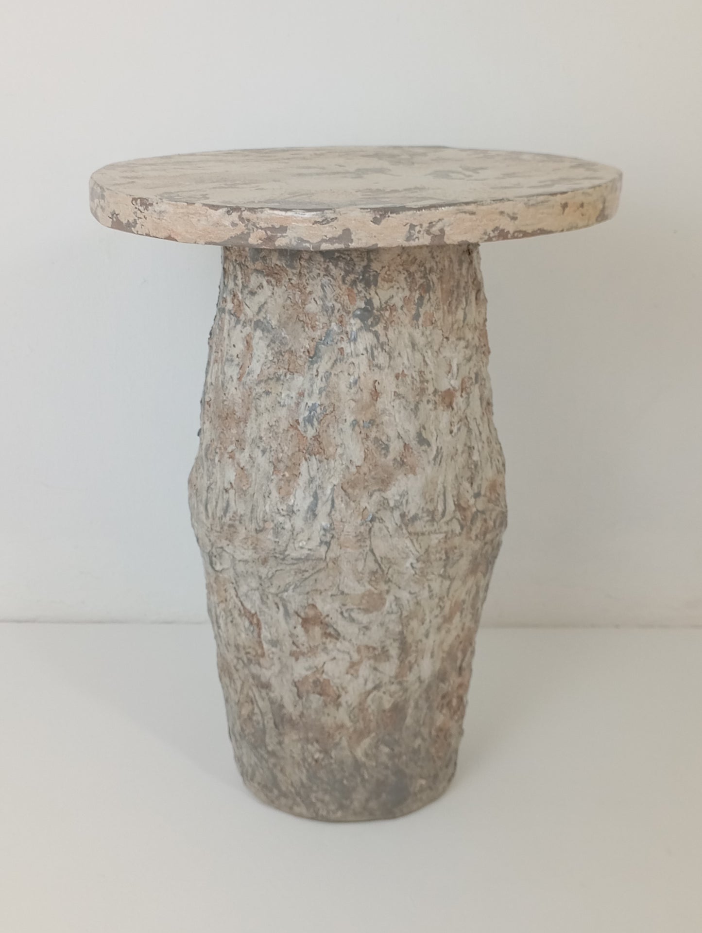 Coffee Table Wabi-Sabi Style Interior Coffee Table โต๊ะกาแฟสไตล์วาบิ-ซาบิ สำหรับตกแต่งภายใน