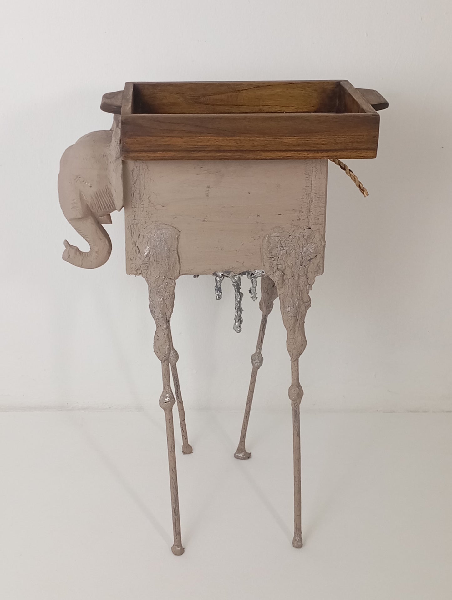 Coffee Table Author’s Side Table “Dali Elephant” with Tray-Shaped Top โต๊ะกาแฟงานศิลป์ “ช้างดาลี” พร้อมท็อปถาด