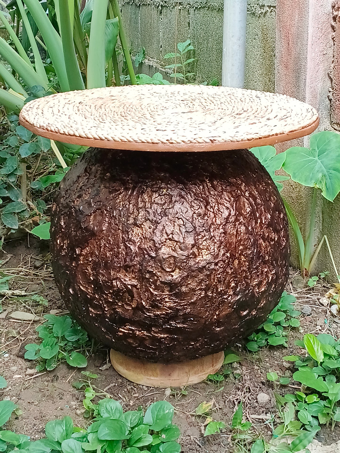 Coffee Table Art Designer Side Table "Copper Sphere" โต๊ะกาแฟศิลปะ "ทรงกลมทองแดง"