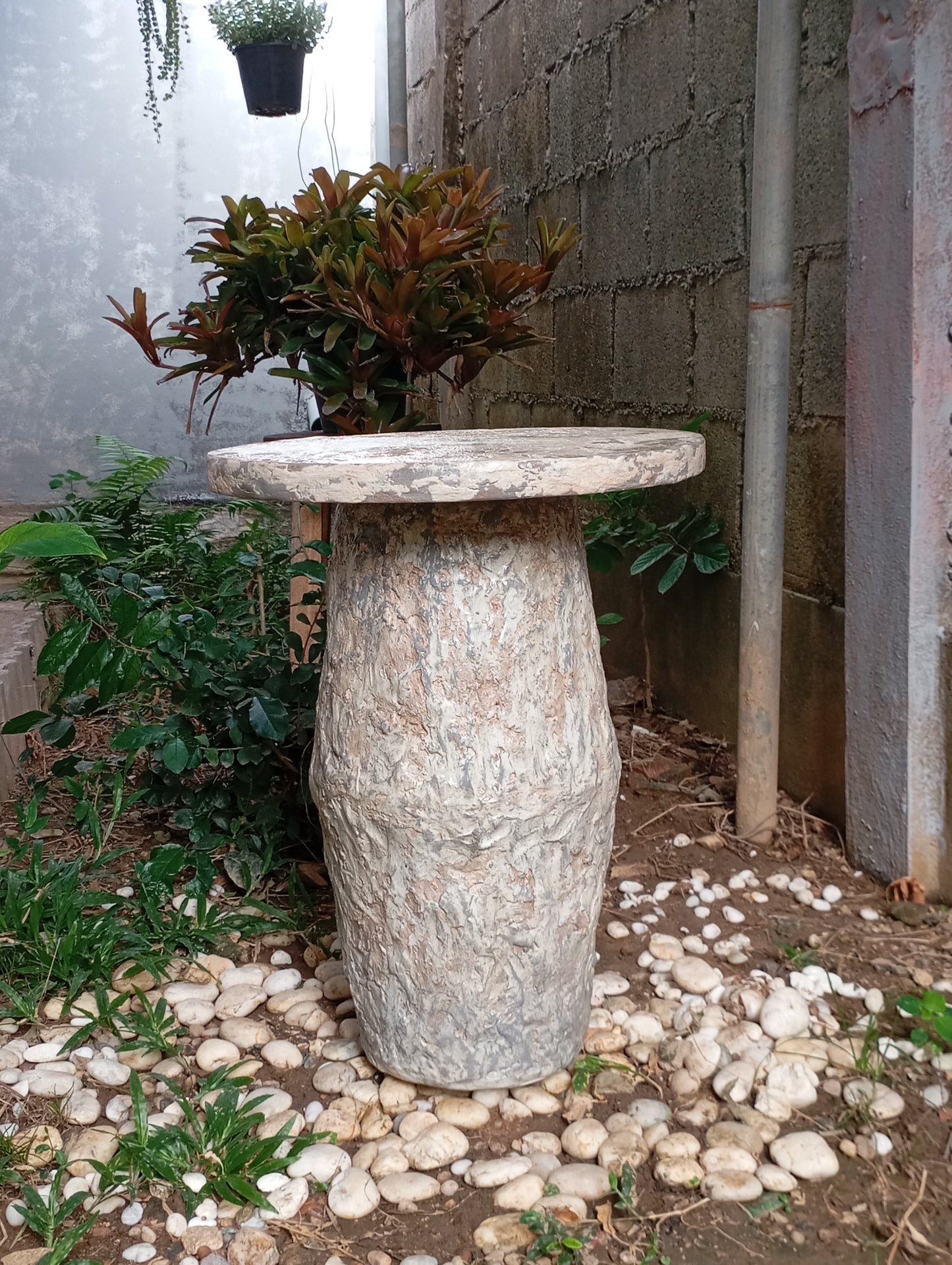 Coffee Table Wabi-Sabi Style Interior Coffee Table โต๊ะกาแฟสไตล์วาบิ-ซาบิ สำหรับตกแต่งภายใน