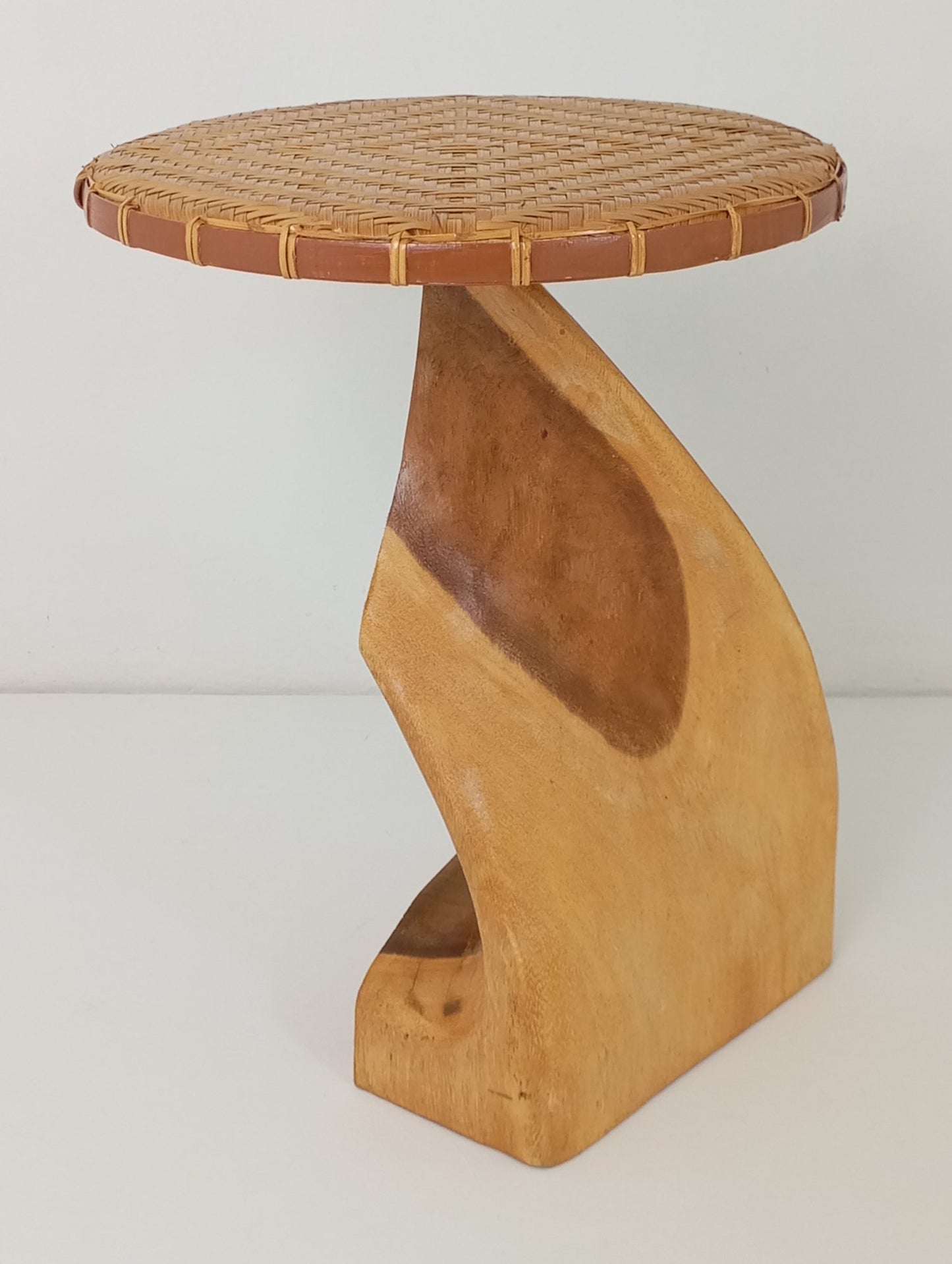 Coffee table Side Table  Asymmetrical Solid Wood Coffee Table Wooden Coffee Table with Rattan Top โต๊ะกาแฟอาร์ต โต๊ะข้าง โต๊ะกาแฟไม้เนื้อแข็งทรงไม่สมมาตร โต๊ะพร้อมท็อปโต๊ะหวาย