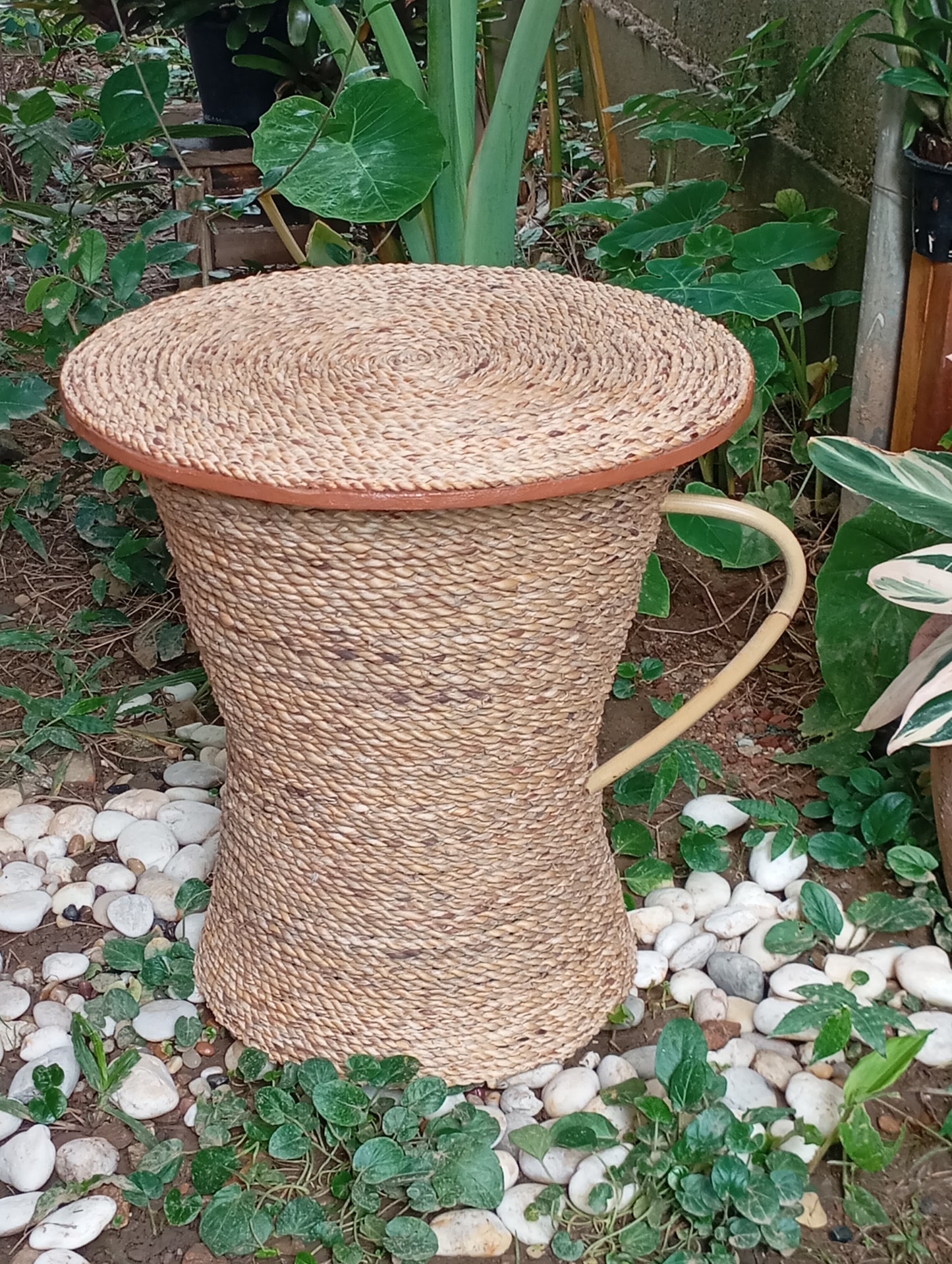 Coffee Table Made of Rattan "Coffee Cup" โต๊ะกาแฟหวายพร้อมท็อปหวาย "ถ้วยกาแฟ"
