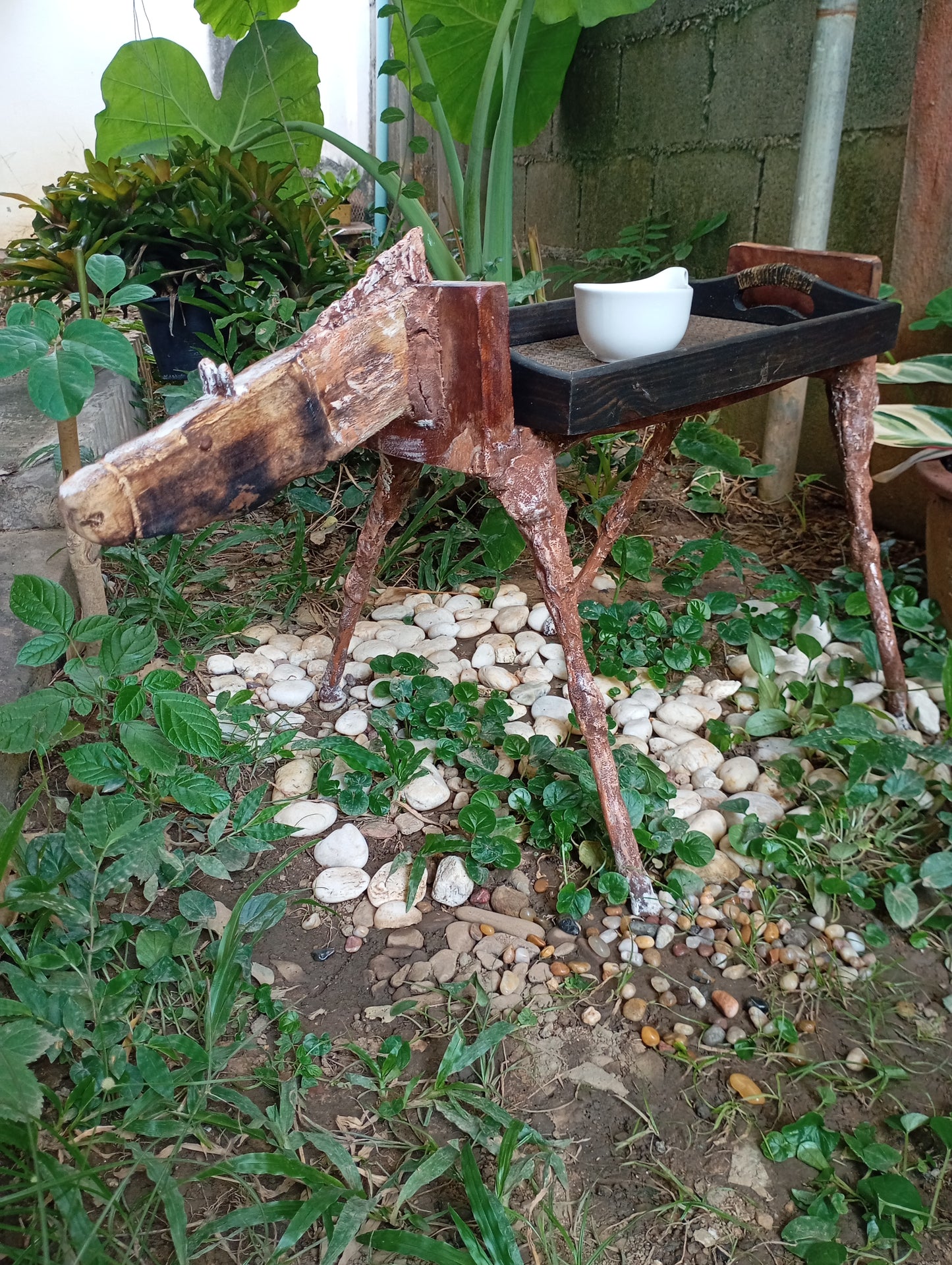 Coffee Table Handcrafted Horse-Shaped Art Table Made of Wood and Metal โต๊ะศิลปะทรงม้ามือทำจากไม้และโลหะ