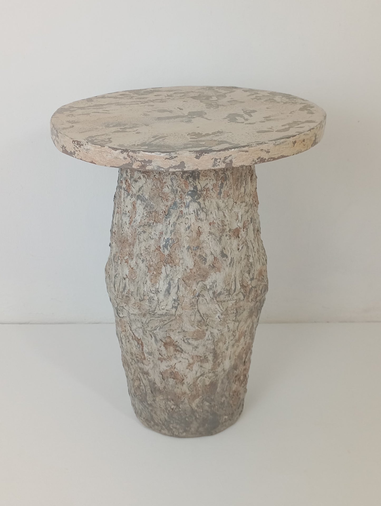 Coffee Table Wabi-Sabi Style Interior Coffee Table โต๊ะกาแฟสไตล์วาบิ-ซาบิ สำหรับตกแต่งภายใน